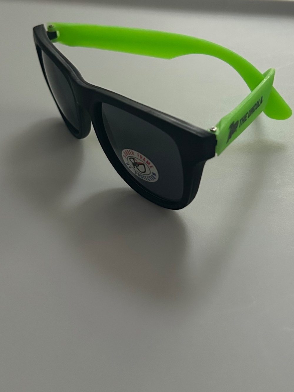7UP the uncle sunglasses NWT